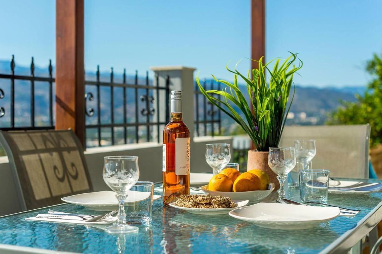 Superior Apartment - Overlooking Chania-With Pool Chania  Eksteriør billede